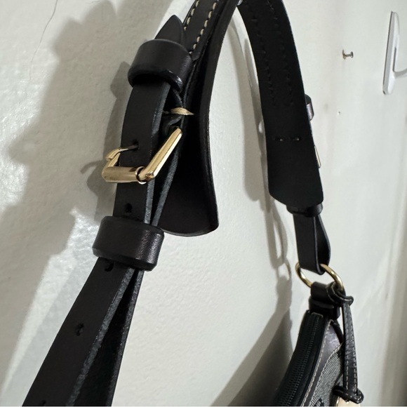 Dooney & Bourke Y2K Canvas Signature Hand Bag Purse With Leather Accents - Picture 4 of 16